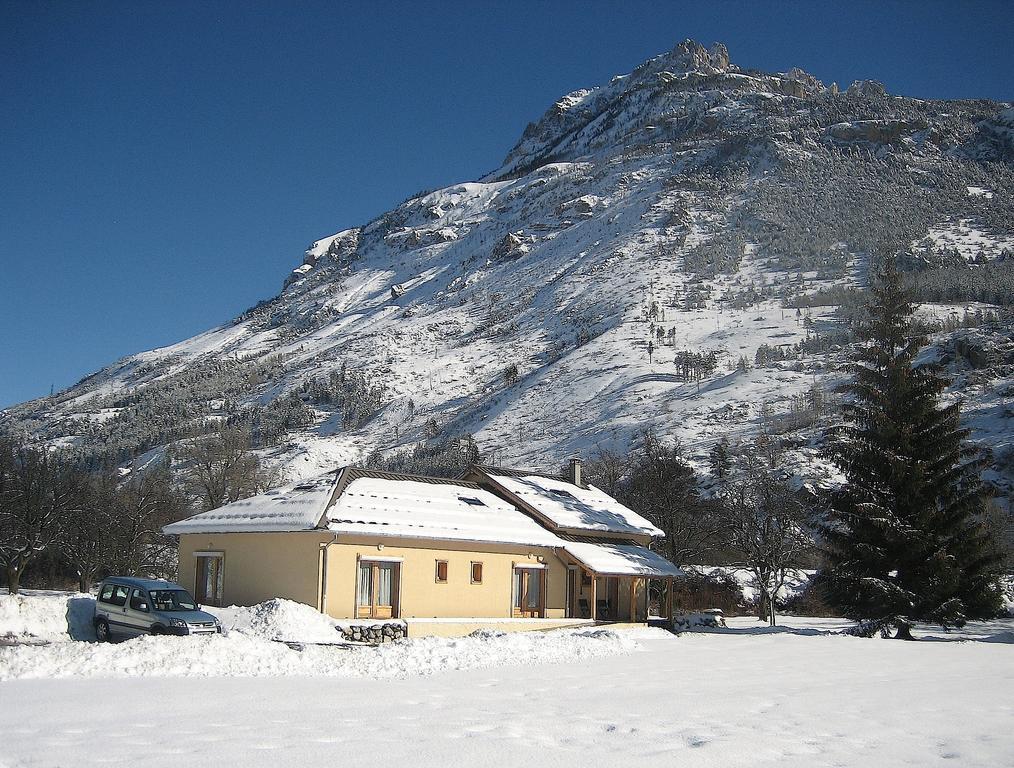LʼArgentière-la-Bessée 샹브르 도트 라 피에르 도란 B&B 외부 사진