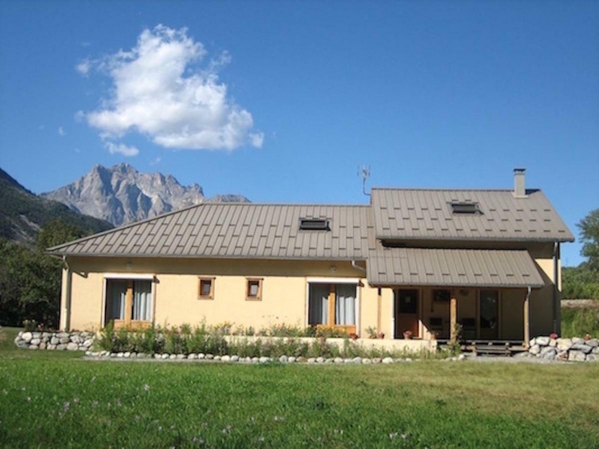 LʼArgentière-la-Bessée 샹브르 도트 라 피에르 도란 B&B 외부 사진